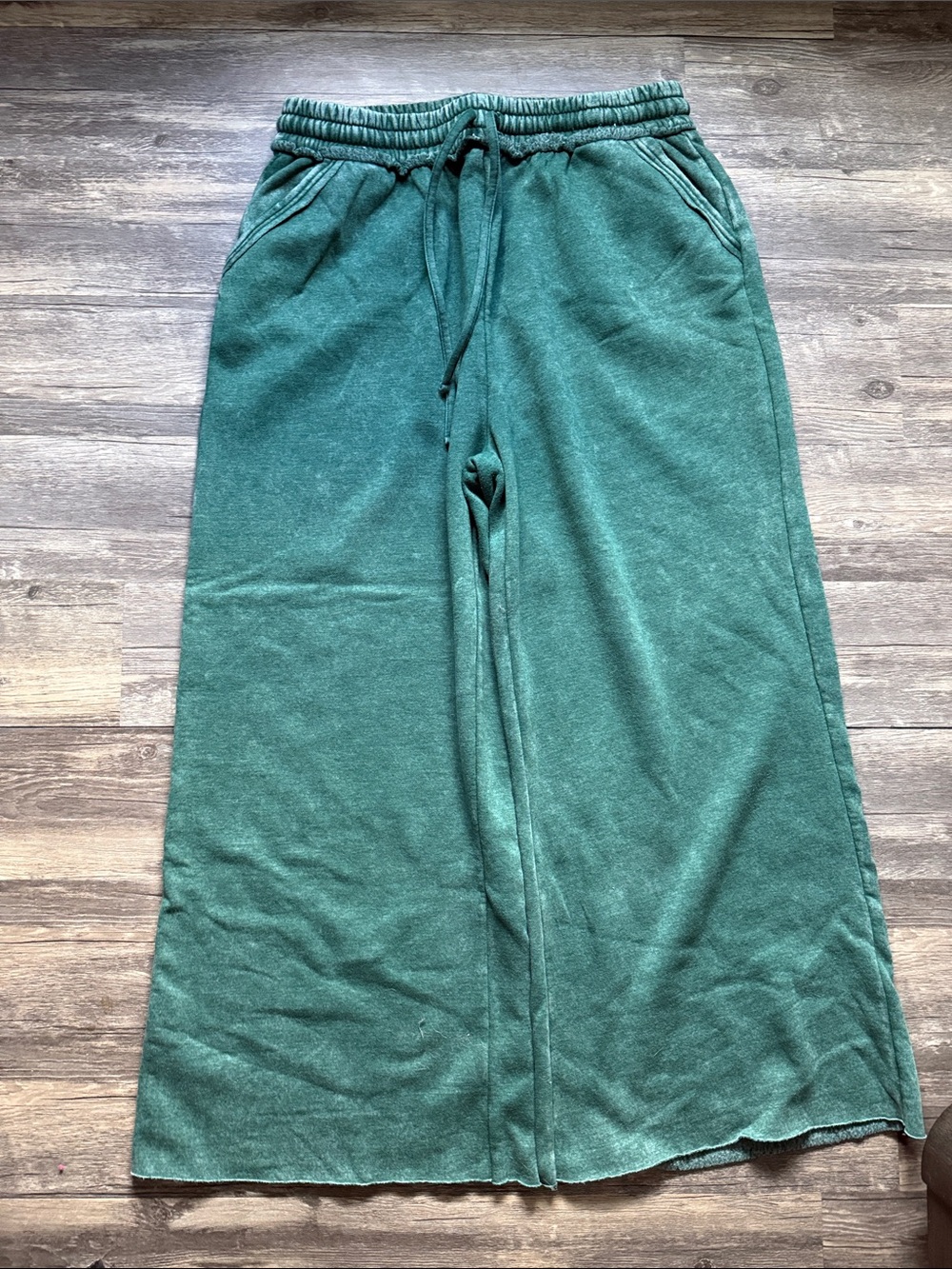 Zenana wide leg sweat pants